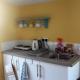 Redwood Lodge, Dee Valley Stays - cosy microlodge with detached private shower & WC, Corwen (zdjęcie 4)