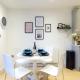 A beautiful Two Bedroom Flat with Garden & Parking, Mill Hill (fotografie 3)