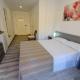 Hostal Anna Benidorm, Бенидорм (фото 8)