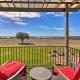 Modern Lakehouse with Stunning Views and Hot Tub!, Granger