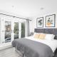 Skyvillion - London Enfield Chase Apartments with Parking & Wifi, Enfield - Foto 1