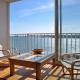 Appartement duplex avec terrasse, vue mer, plages à 100m, Trégastel - FR-1-368-224, Trégastel