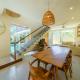 Villa Nestor - New Contemporary 3bd villa next to the Beach Canggu - Fotografie 6