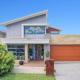 Modern Executive Ocean View Oasis Shell Cove Mansion 5 Minutes to Beach Sleeps 16, Shellharbour - Fotografie 1