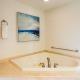 Hot Tub & Seasonal Pool -Sleeps 10- 4 min to OSF, Ashland (Foto 4)