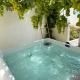 LES SUITES LOVE 3 SPA VUE MER PISCINe Marseille - Photo 7