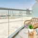 Vibrant 1BR in Bella Rose Al Barsha South by Deluxe Holiday Homes, Dubai - Foto 2