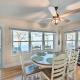 Lakefront Home with Gorgeous Sunsets, Kayaks, and Pier, Fort Atkinson (zdjęcie 7)