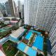 JAZZ Residences - 1 Bedroom with Balcony - Cable, Wifi & Netflix, Manila - Foto 6