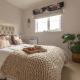 Chic, immaculate Warwick apartment sleeps 4 & free private parking, easy walk to Warwick, castle, canal-side pub on doorstep - perfect for relaxing breaks, the races or workcation - Foto 3