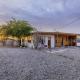 La Luna Azul - Privacy in the Boulders with Hot Tub & Fire Pit home, Joshua Tree
