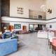 StayVista's Emerald Acres offering a heated pool, bonfire, snooker table, scenic views, tennis court, steam room, gazebo, & gym, Lonavala - Fotografie 9