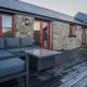 The Old Stables - 3 Bedroom Cottage - Angle - Photo 4
