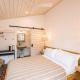 Mini Shortboard Room with a Queen Bed, Stinson Beach