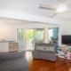 The Blue House - 100M TO BEACH, PET FRIENDLY, BIG HOUSE, SLEEPS 8 Point Lookout - Foto 10