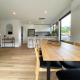 Albatross Rise - Modern Family Home, Hobart - Fotografie 5