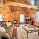 Panama Cabin on 36 Acres with Hot Tub and Trails!, Ashville (fotografie 4)