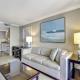 Lavish beachfront condo with rooftop pool/spa/gym, Marco Island (Foto 4)