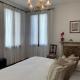 B&B Al Teatro with canal view Venice - Photo 4