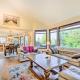 Stunning Sequim Hideaway with Hot Tub and Views - Foto 8