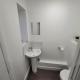 New build home with WI-FI, Smart TV, dedicated office floor, large terrace and Free parking, Milton Keynes (Foto 5)
