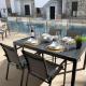 Beach Avenue Residence, Arenales del Sol