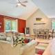 Campton Home with Mountain Views Near Trails and Lake, Campton (zdjęcie 6)