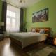 LublinBNB - exclusive FAMILY APARTMENT ------ in the heart of Lublin -------------------------------- bedroom & living room & kitchen, Lublin (Foto 9)