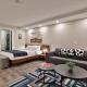 NEW Killington Studio with Kitchenette, WiFi, TV, Fireplace, Close to Resort on the Shuttle Route, 213 condo, Killington (zdjęcie 8)