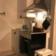 Rustic black and white studio, Helsinky (fotografie 4)