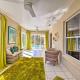 House with Heated Pool and Grill - Walk to Beach!, Marco Island (fotografie 4)