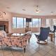 Charming Burnsville Apt with Mountain Views and Deck!, Burnsville (foto 5)