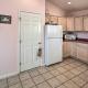 Charming Burnsville Apt with Mountain Views and Deck!, Burnsville (foto 10)