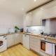 Modernistic 2-bedroom flat in Shadwell, Londýn - Fotografie 4
