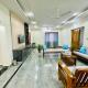 TrueLife - Bhavya Manor - Breakfast Included - 2500 SFT Modern homes for families - Garden with Flowers - Tirumala Mountain View - Peaceful Location - Fast WiFi - Many restaurants nearby - Large hall, AC bedrooms, Kitchen - Android TV - 250 Jio Channels, Tirupati - Foto 2