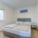 Damar Apartmani, Сень (фото 2)