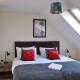 Beaney View House - Modern, Comfortable Spacious 4 Bedrooms Ensuites House with Free Wifi and Parkings Swindon - Photo 4