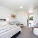 Views over Tasman, New luxury boutique studio overlooking the Tasman Sea, Greymouth (foto 7)