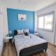 Modern Retreat: 2br Stylish Apt with Comfy Rooms! Smart TV with 200MBPS Internet, Larnaka - Fotografie 6