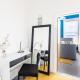 Judah Suites - Stylish 1BR Apartments with Parking & WIFI, Barry (fotografie 7)