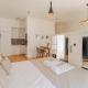 Virtudes Flat w/ AC & Balcony by LovelyStay Porto - Photo 10