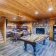 Gorgeous 6BR Cabin w/Spa, Firepit, Arcade& Mountain View Mineral Bluff - Foto 6