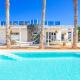 Boutique Beach Villa by Lanzarote Retreats - Private Pool - 1 min walk to Sea Pool, Charco del Palo