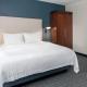 Courtyard by Marriott Sarasota at University Town Center - Photo 9