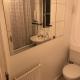 Lovely 3 Bed Semi Detached house with off street parking located in a quiet Close, Londýn - Fotografie 9