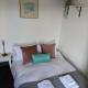 Beautiful seaside Willow Cottage hosted by Whitstable-Holidays - Photo 4
