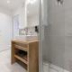 MyFavorit Apartments - Spacious Apartments next to Puplic Transport U1 direct connection to Citycenter, Vienna - Foto 5