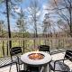 Bear Creek Cabin, Hot Tub, WIFI, Cozy Cabin Retreat in the Smokies Comfort & Fun for All, Sevierville (foto 2)