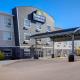 Days Inn & Suites by Wyndham Warman, Warman - Fotografie 1
