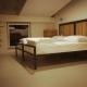 GARAGE HOSTEL